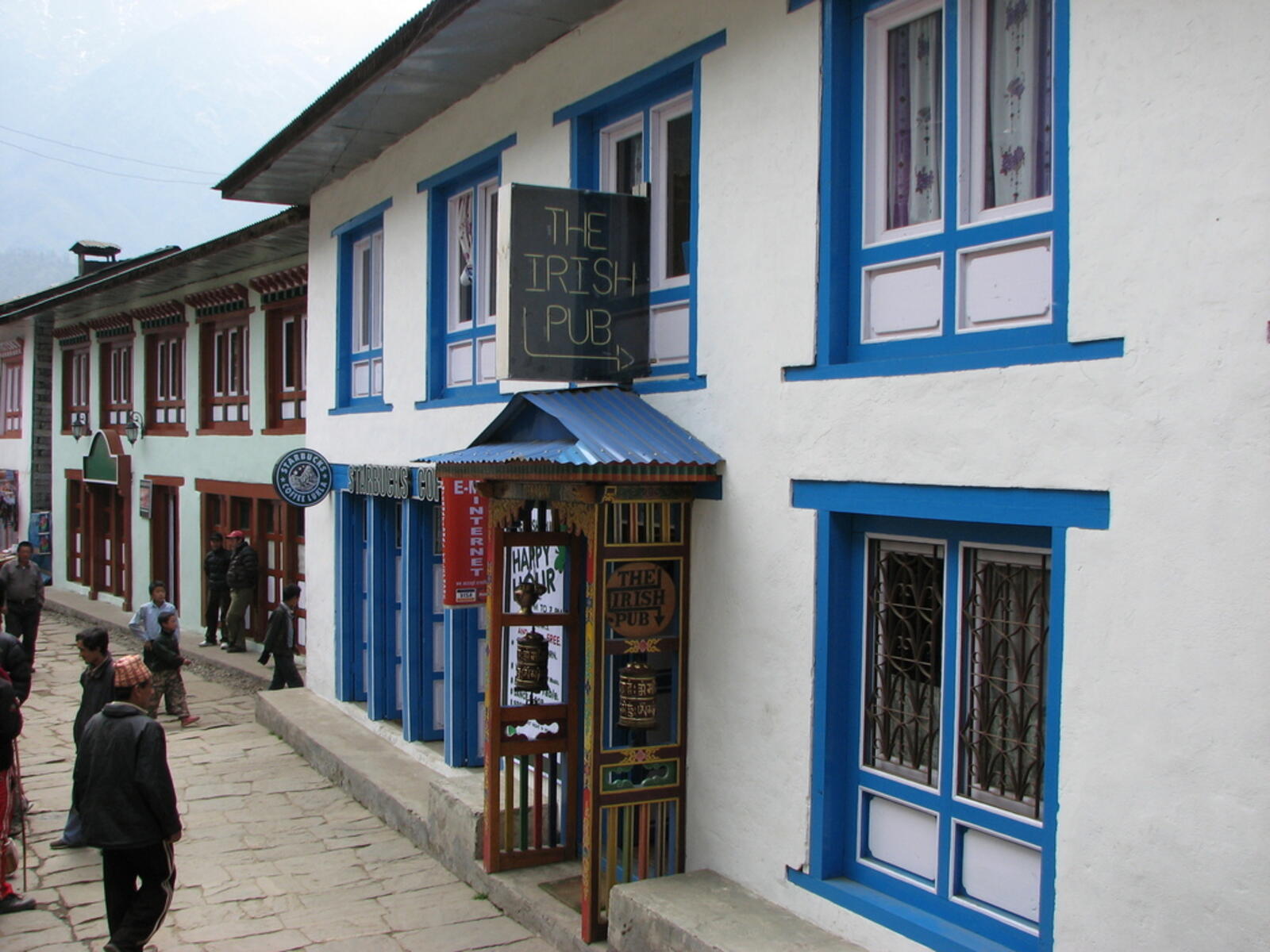 Lukla Pub