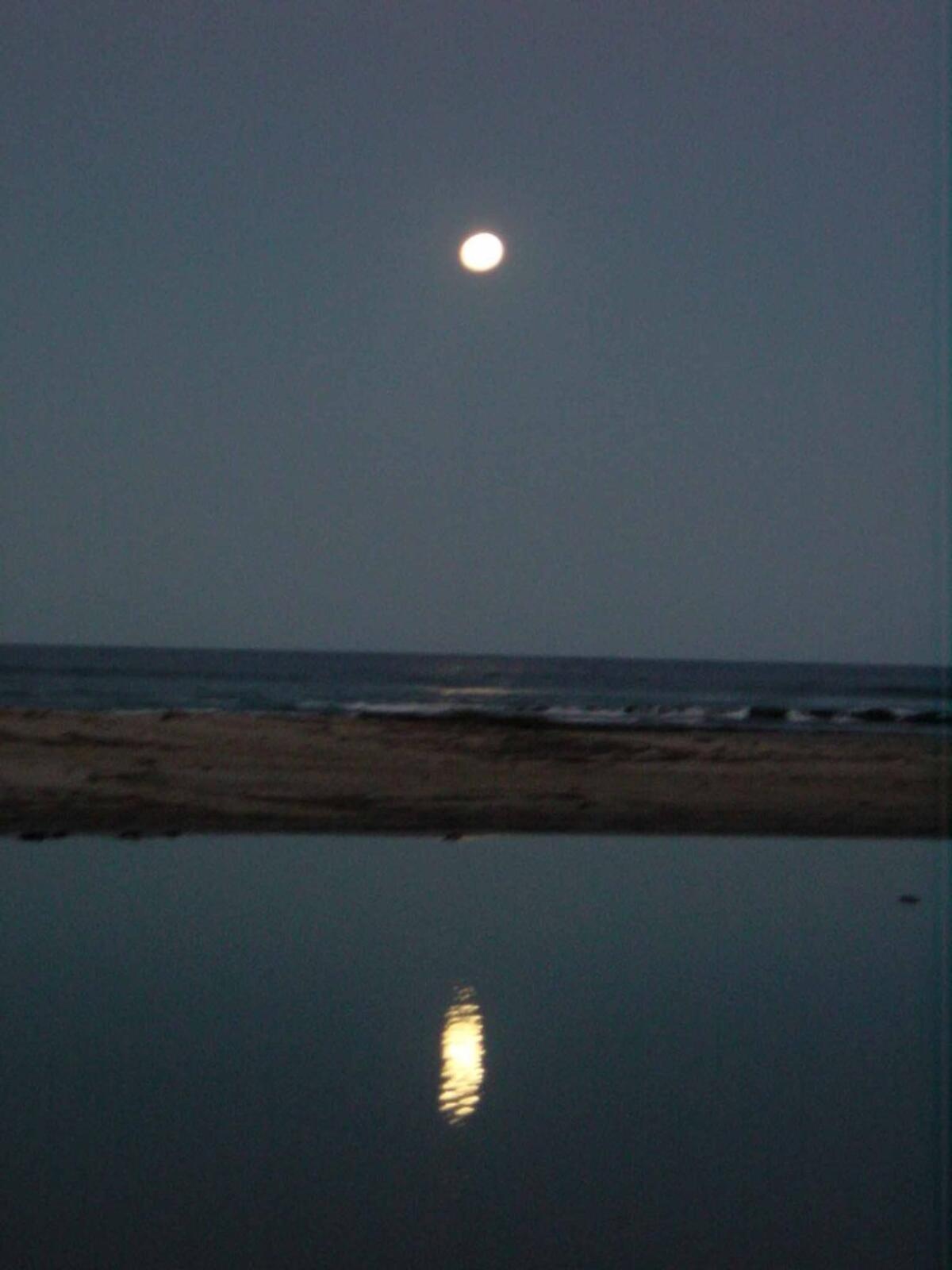 Transkeii Beach Moonrise